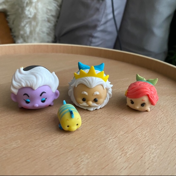 Disney tsum tsum Ariel little mermaid toy set - Picture 2 of 3